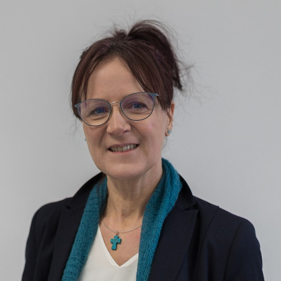 Das Bild zeigt Ursula Lorber.
